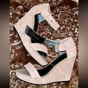 Charles David Grey/Taupe Suede wedge sandals.in size 6.5.